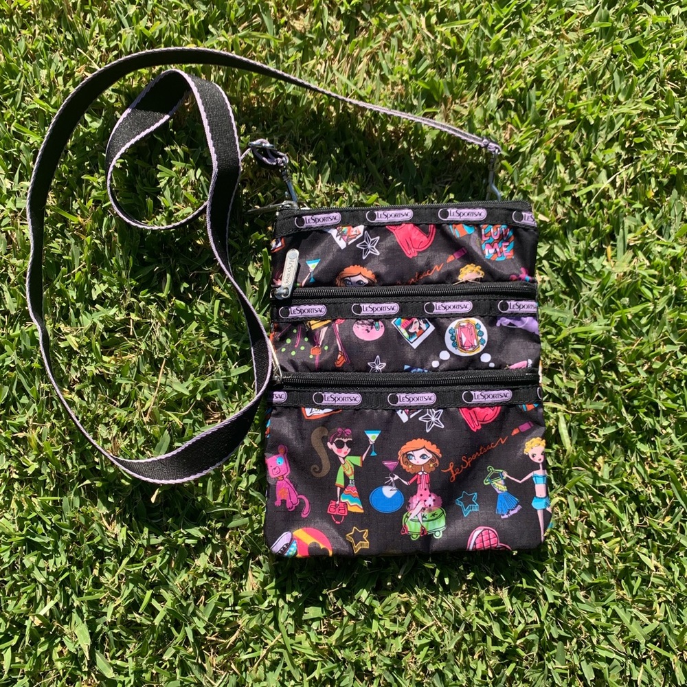 ✨✨ NWOT LUV💖ME Leaportsac Crossbody✨✨